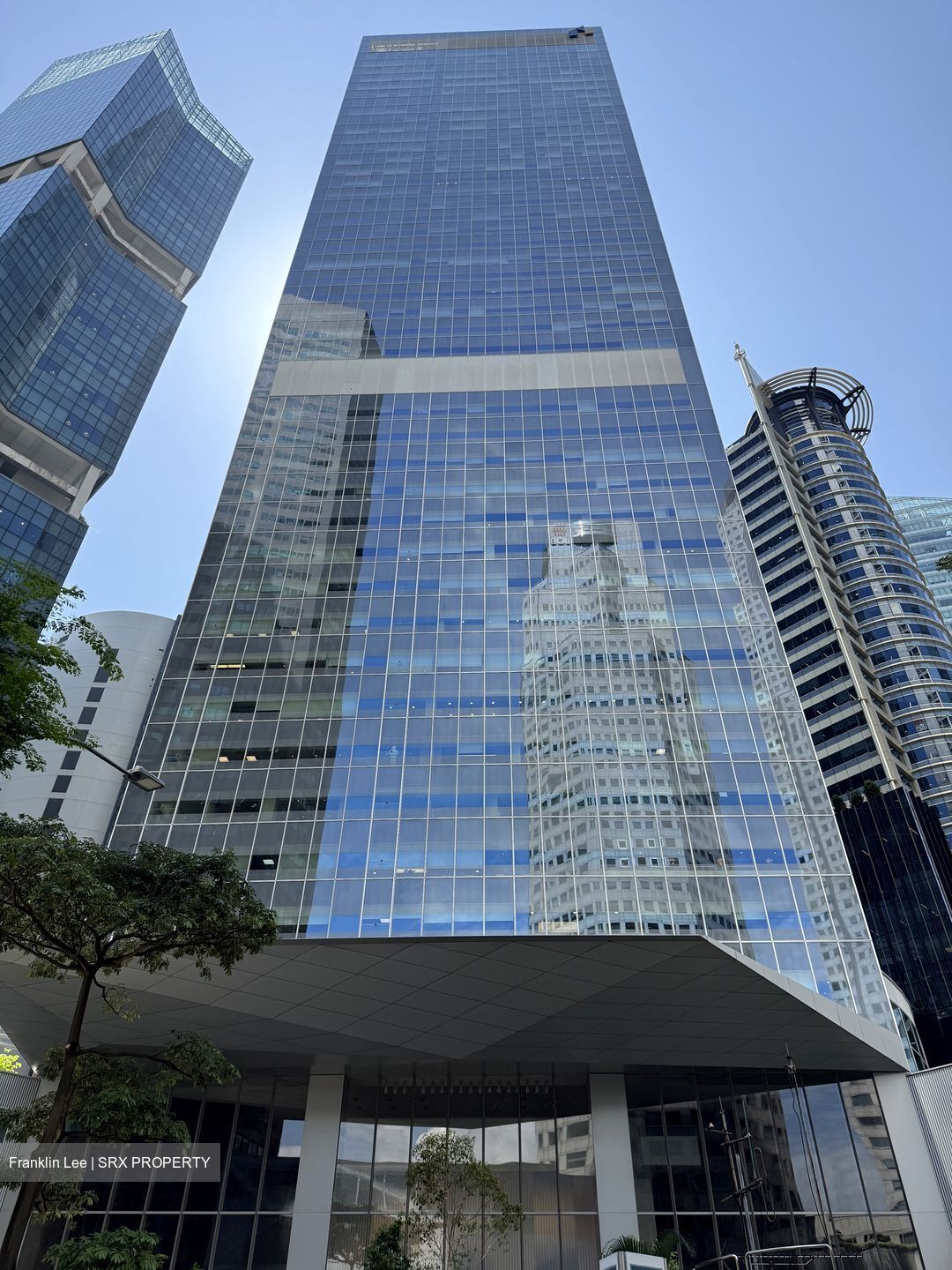 Singapore Land Tower (D1), Office #498088751